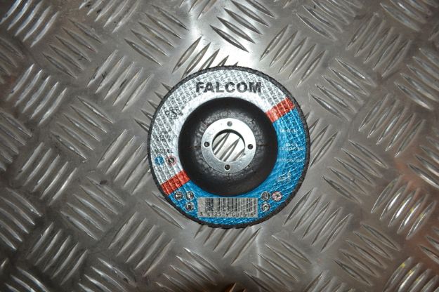 Picture of FALCOM 115x3.0x22MM 4 1/2&#039;&#039; STEEL STANDARD DPC CUTTING DISCS