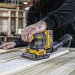 Picture of DEWALT DCW200N 18V XR BRUSHLESS 1/4 SHEET PALM SANDER 