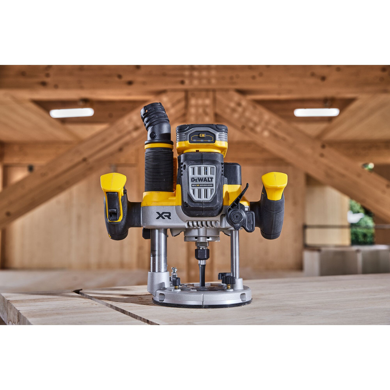 EPT Ireland. DeWalt DCW620H2 18V XR 12mm / 1/2